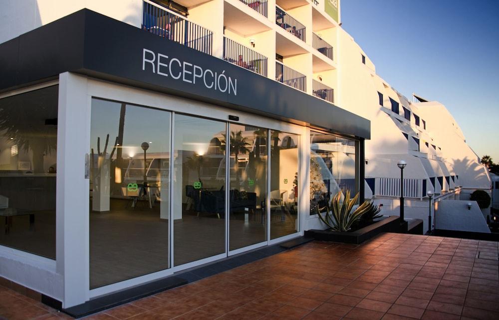Ereza Apartamentos Los Hibiscos - Adults Only Puerto del Carmen  Kültér fotó